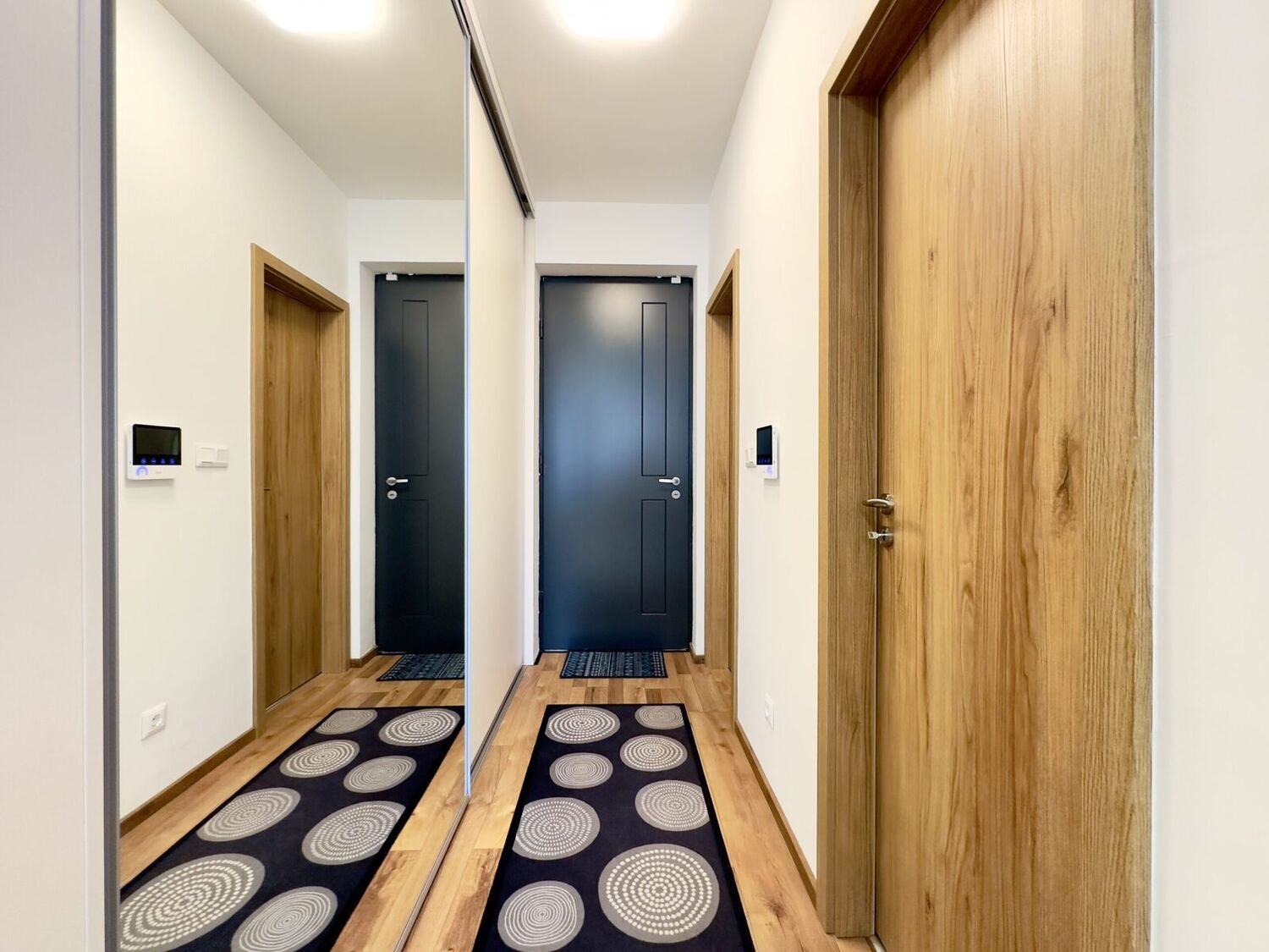 Zugló apartment building — photo 6