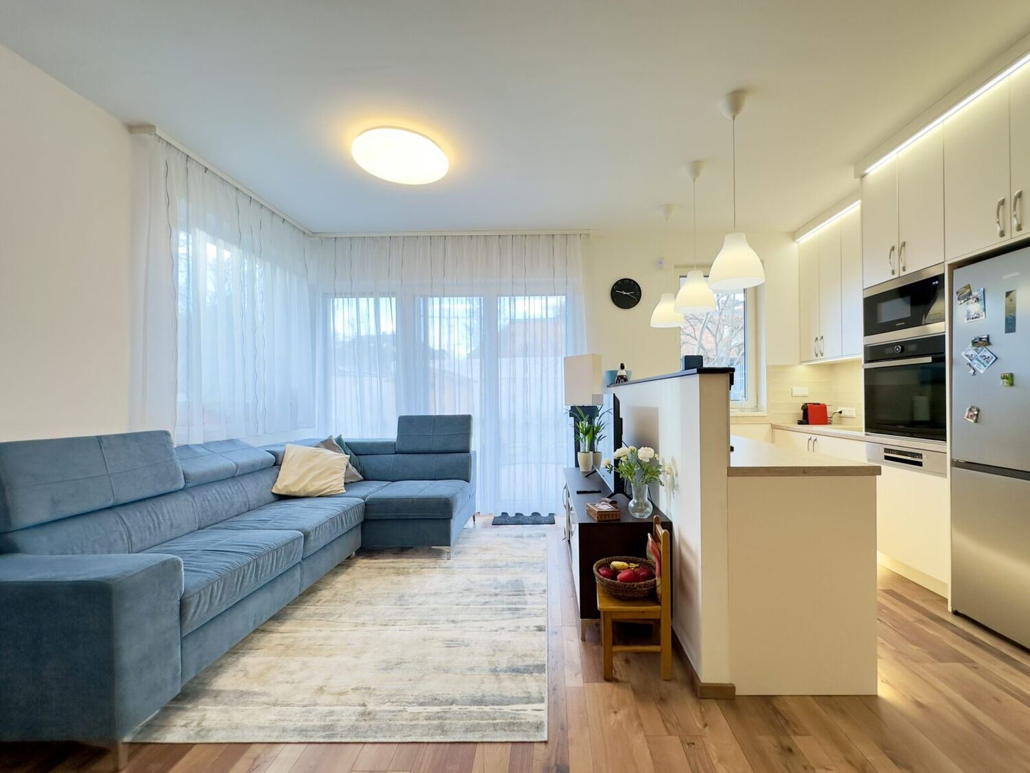 Zugló apartment building — photo 4